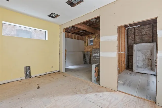 $299,000 | 6351 South Drexel Avenue, Chicago, IL 60637