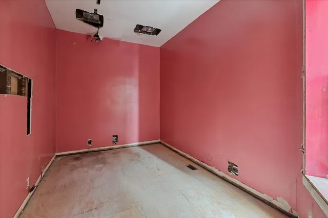 $299,000 | 6351 South Drexel Avenue, Chicago, IL 60637