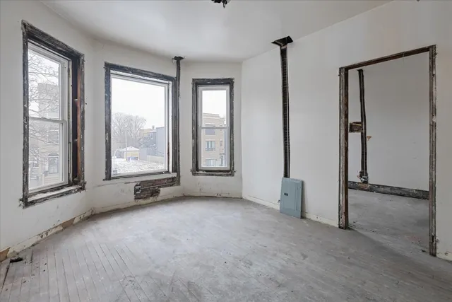 $299,000 | 6351 South Drexel Avenue, Chicago, IL 60637