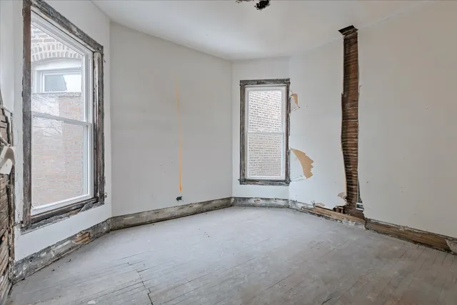 $299,000 | 6351 South Drexel Avenue, Chicago, IL 60637