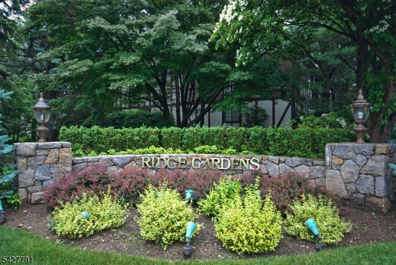 3707 Mark Twain Way Mahwah, NJ 07430 - Photo 25 of 28