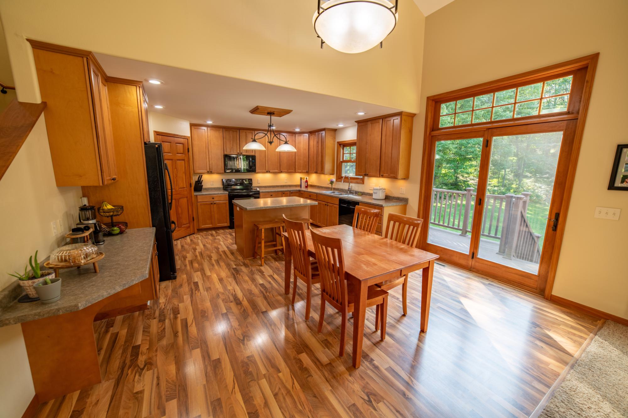 5685 Breezy Pine Road Rhinelander, WI 54501 - Photo 4 of 73 Gallery Image 4