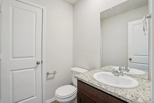 $1,950 | 1154 Barn Swallow Way, San Antonio, TX 78253