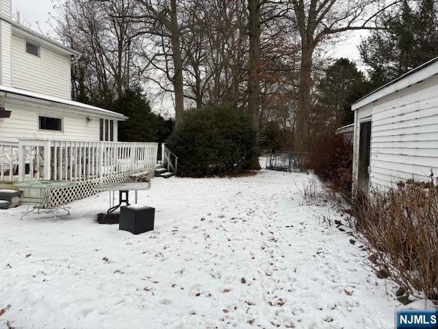 496 Cedar Lane Paramus, NJ 07652 - Photo 4 of 6 a view of snow on the house