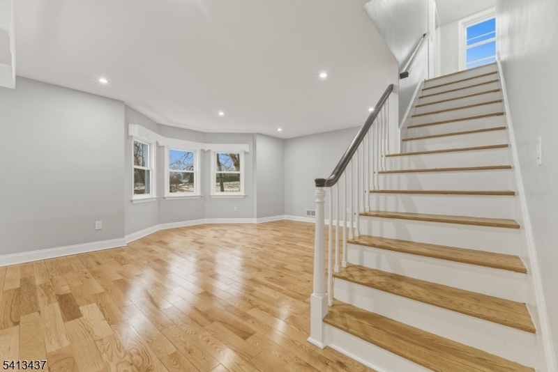 1821 Belvidere Road Phillipsburg, NJ 08865 - Photo 25 of 36