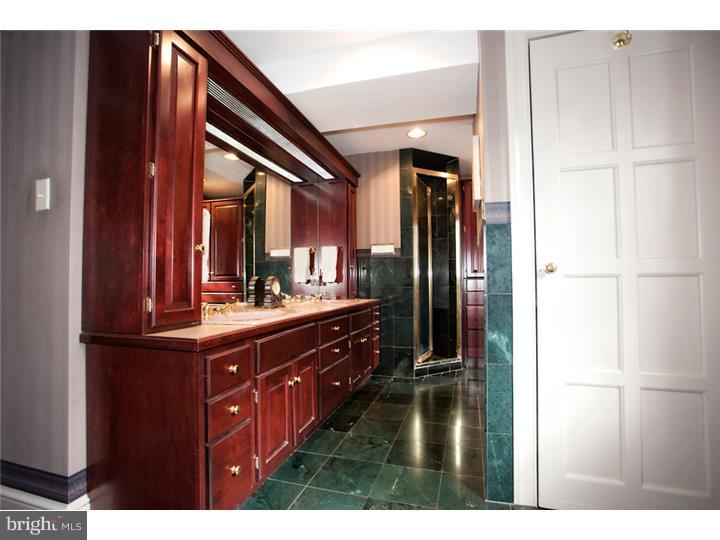 1640 Bernville Road Reading, PA 19601 - Photo 17 of 25 Master Bathroom