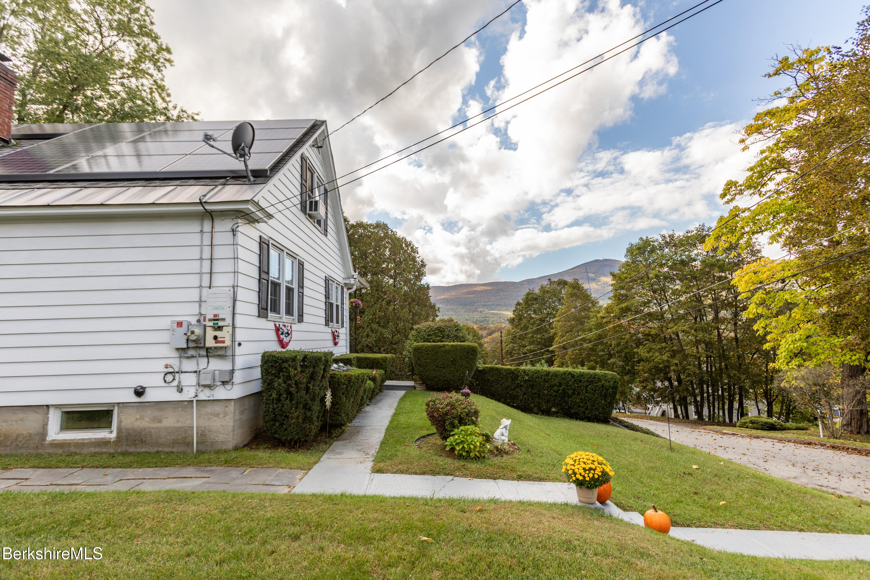17 Morningside Avenue Adams, MA 01220 - Photo 37 of 39 Exterior