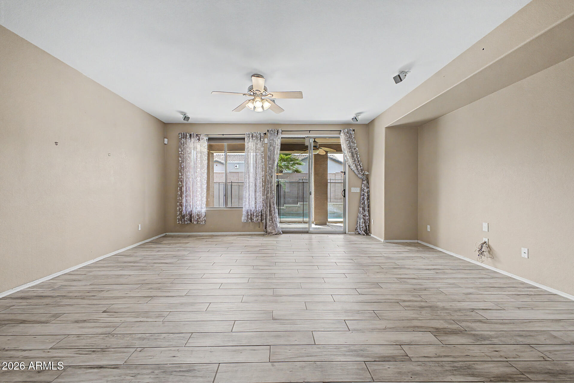 18585 East Ryan Road Queen Creek, AZ 85142 - Photo 5 of 25 17-Ryan