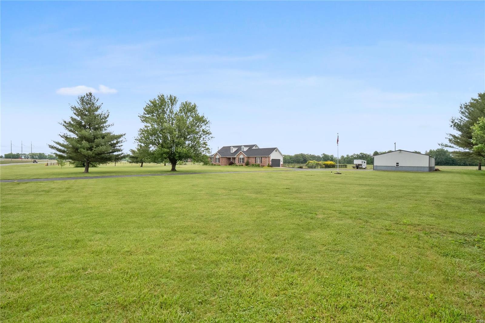 4936 State Rte 4 Mascoutah, IL 62258 - Photo 19 of 30