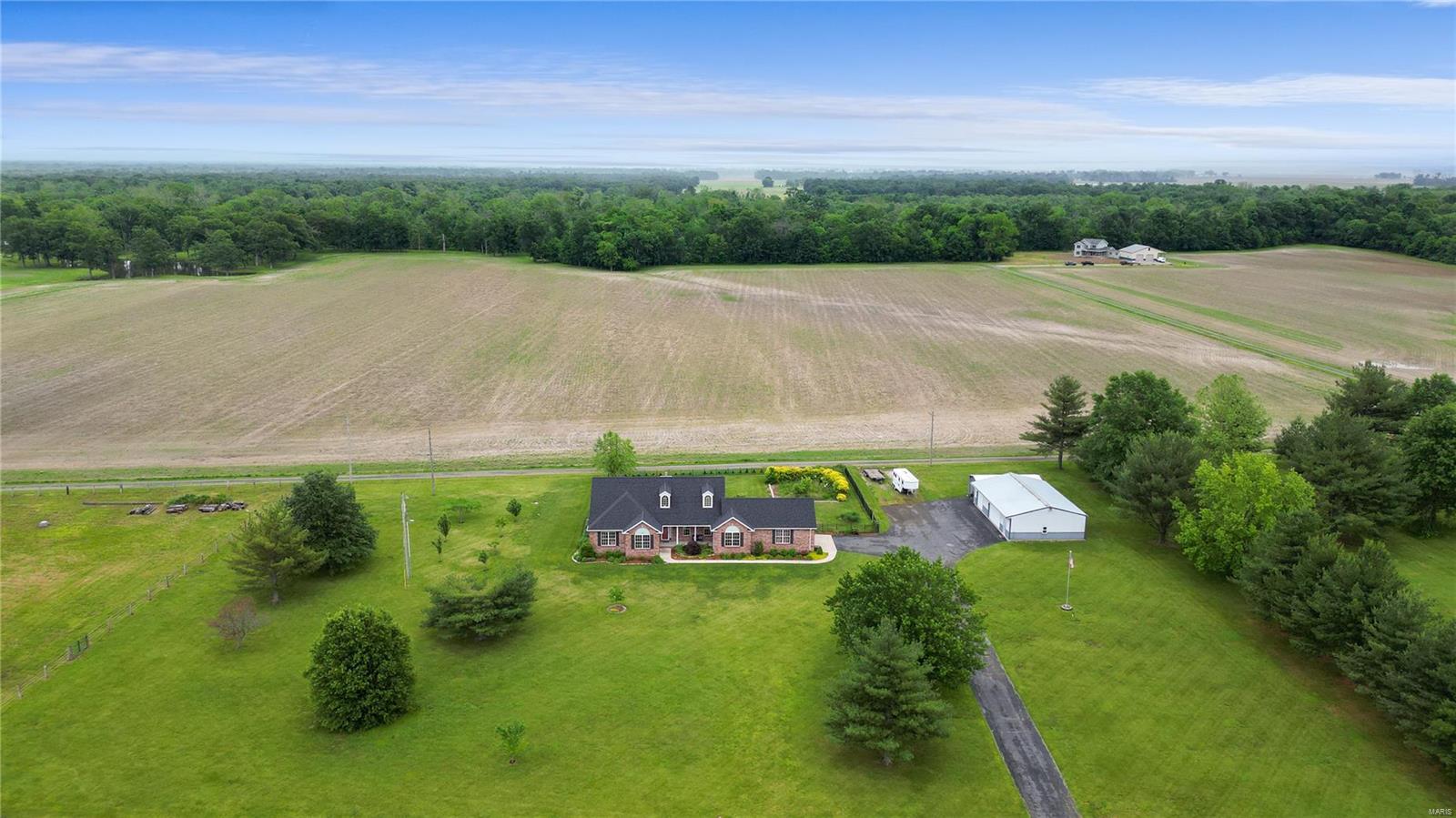 4936 State Rte 4 Mascoutah, IL 62258 - Photo 2 of 30