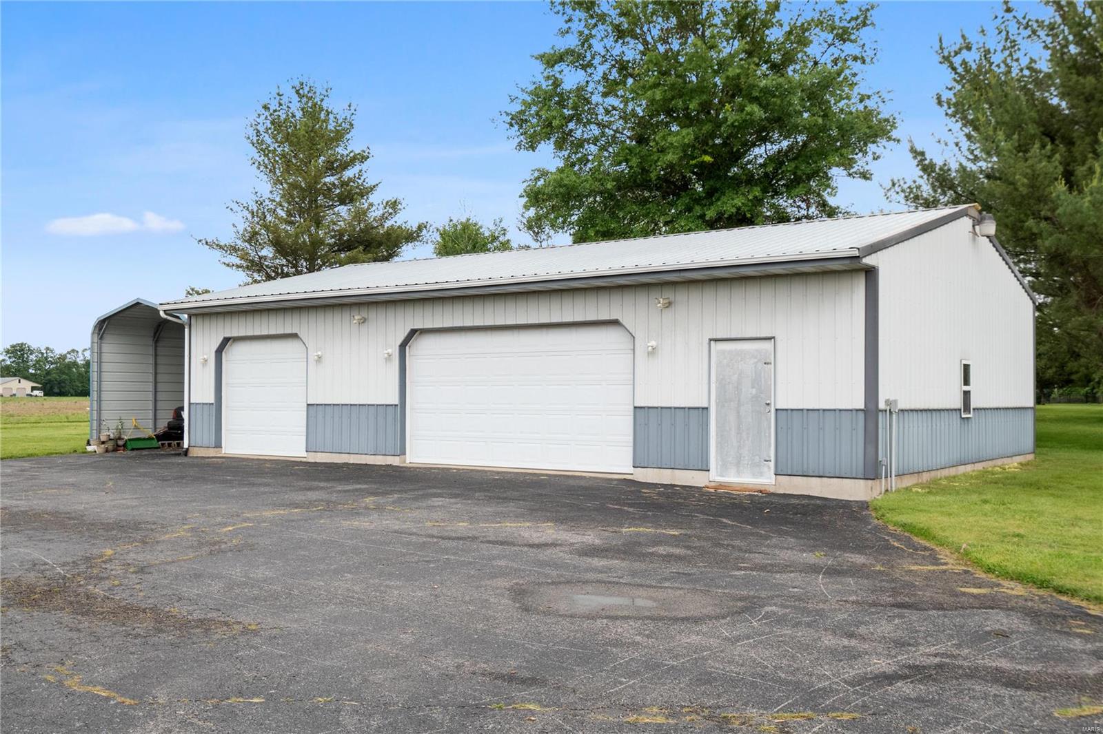 4936 State Rte 4 Mascoutah, IL 62258 - Photo 24 of 30