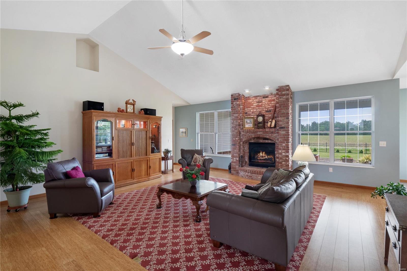 4936 State Rte 4 Mascoutah, IL 62258 - Photo 8 of 30