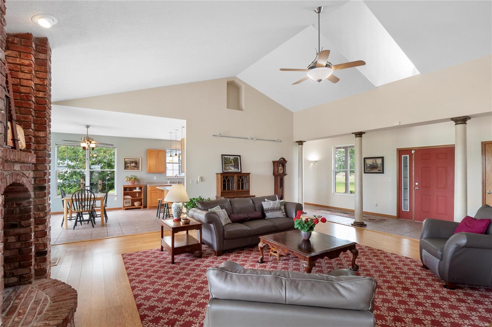 4936 State Rte 4 Mascoutah, IL 62258 - Photo 9 of 30