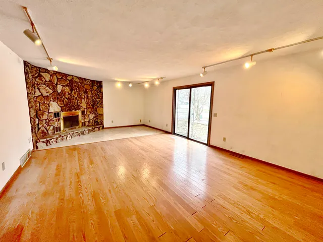 $329,950 | 5309 Portsmouth Way, Madison, WI 53714