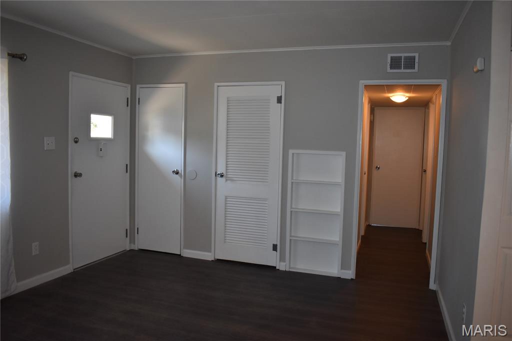 3705 Little Flower Lane Belleville, IL 62226 - Photo 4 of 22