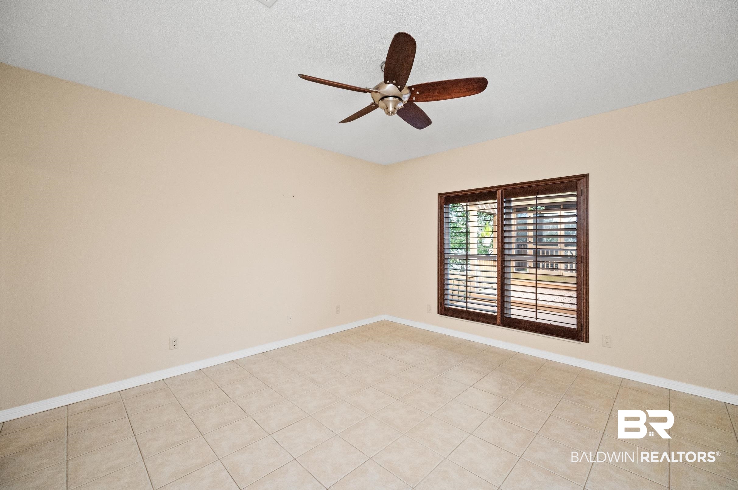 9370 Neumann Drive Elberta, AL 36530 - Photo 21 of 47 Bedroom 2