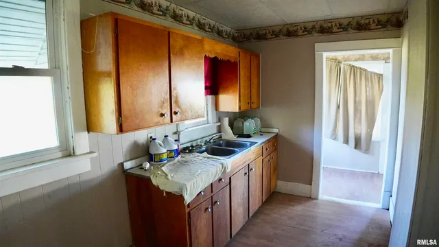 $25,000 | 202 South 1st Street, Easton, IL 62633