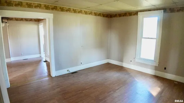 $25,000 | 202 South 1st Street, Easton, IL 62633