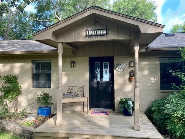 $899,000 | 10136 Cherokee Lane, Payne Springs, TX 75156