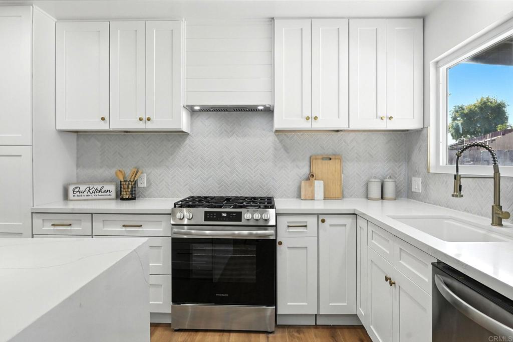 9058 Inverness Road Santee, CA 92071 - Photo 11 of 35