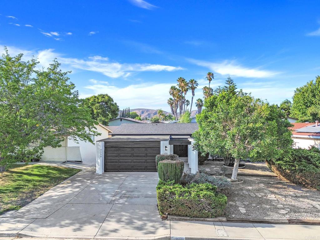 9058 Inverness Road Santee, CA 92071 - Photo 3 of 35