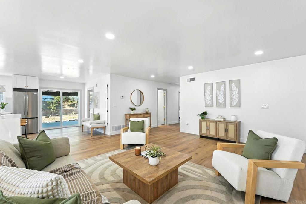 9058 Inverness Road Santee, CA 92071 - Photo 5 of 35