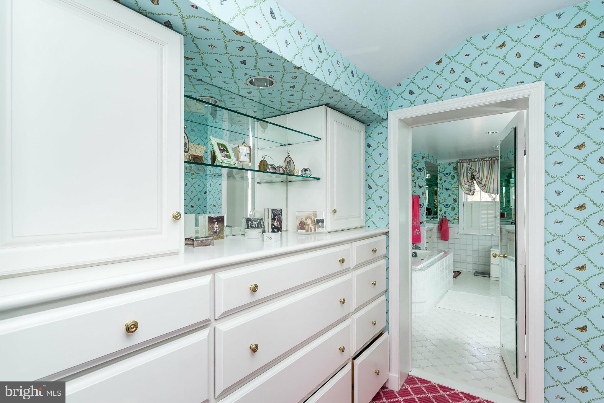 1708 Circle Road Baltimore, MD 21204 - Photo 22 of 30 Bath (Master)
