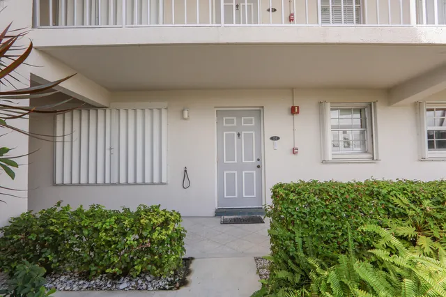 $4,200 | 1025 Sugar Sands Boulevard, Unit 159, Singer Island, FL 33404