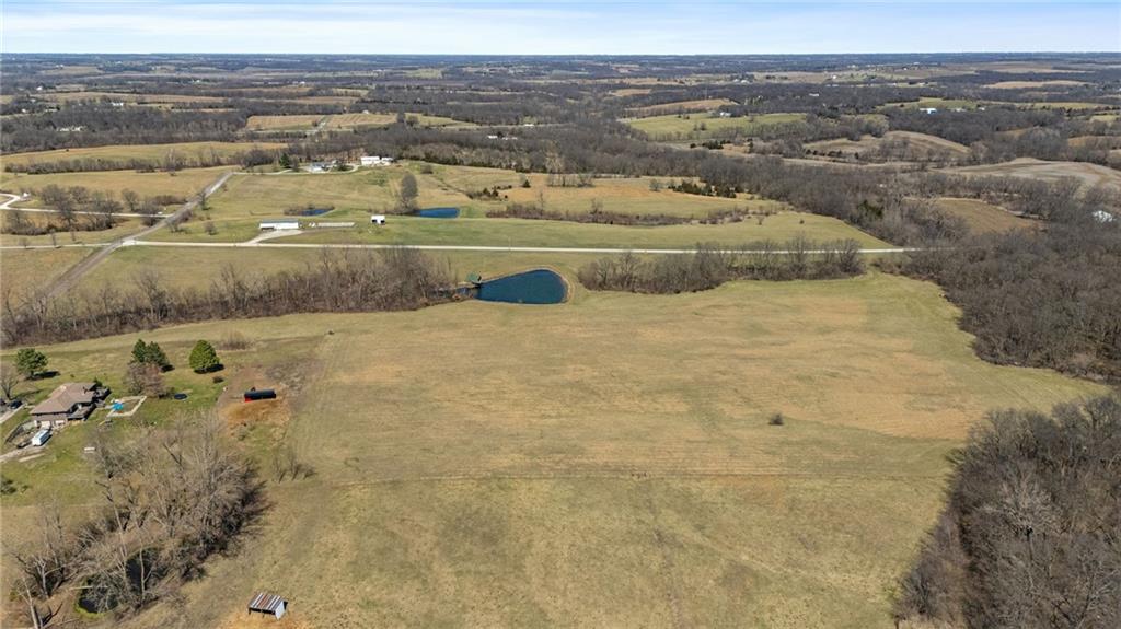 9881 Northwest 356th Street Stewartsville, MO 64490 - Photo 5 of 15