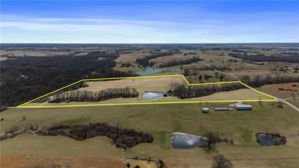 $515,000 | 9881 Northwest 365th Road, Stewartsville, MO 64490