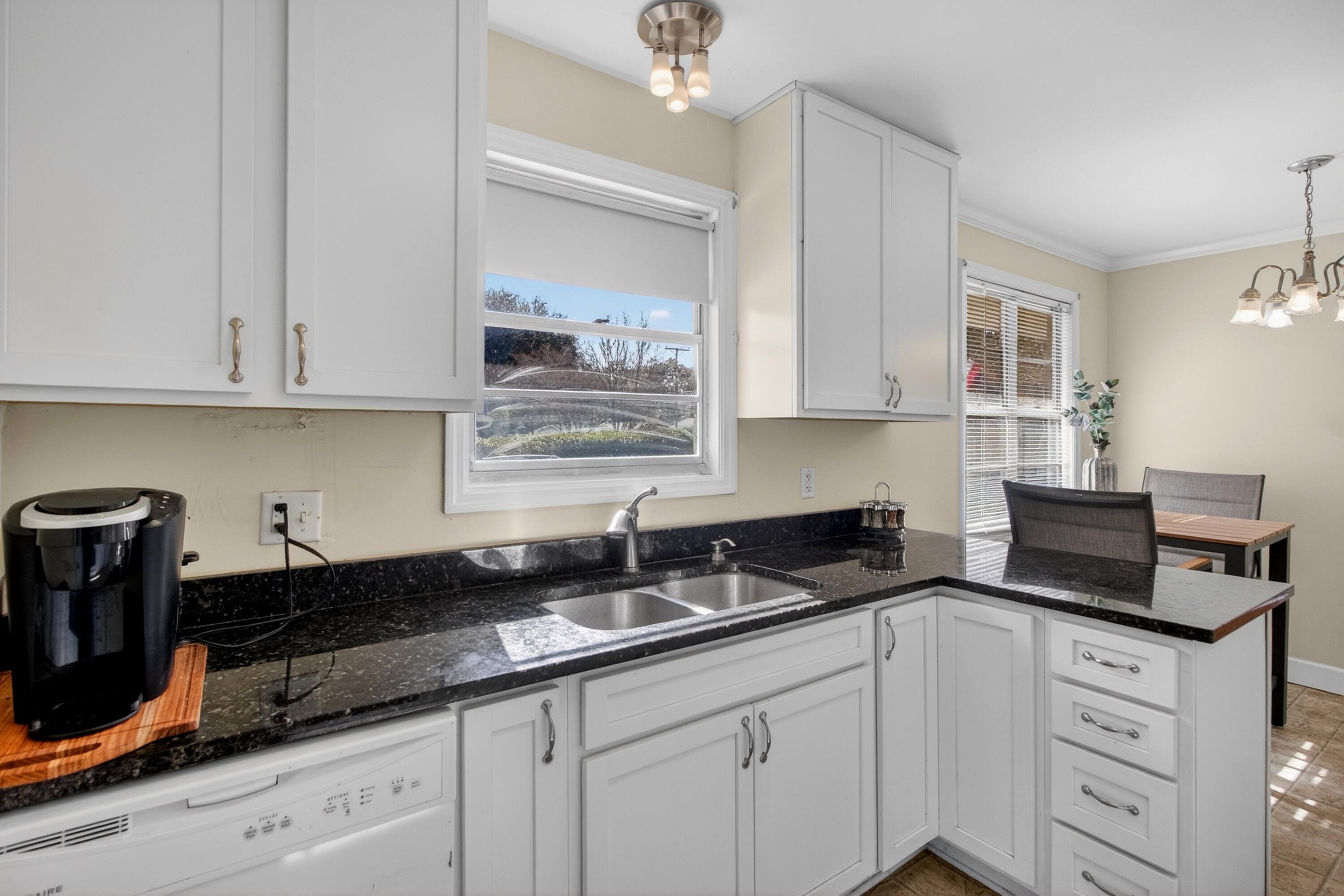 822 Rogers Lane Mount Pleasant, SC 29464 - Photo 14 of 27 15