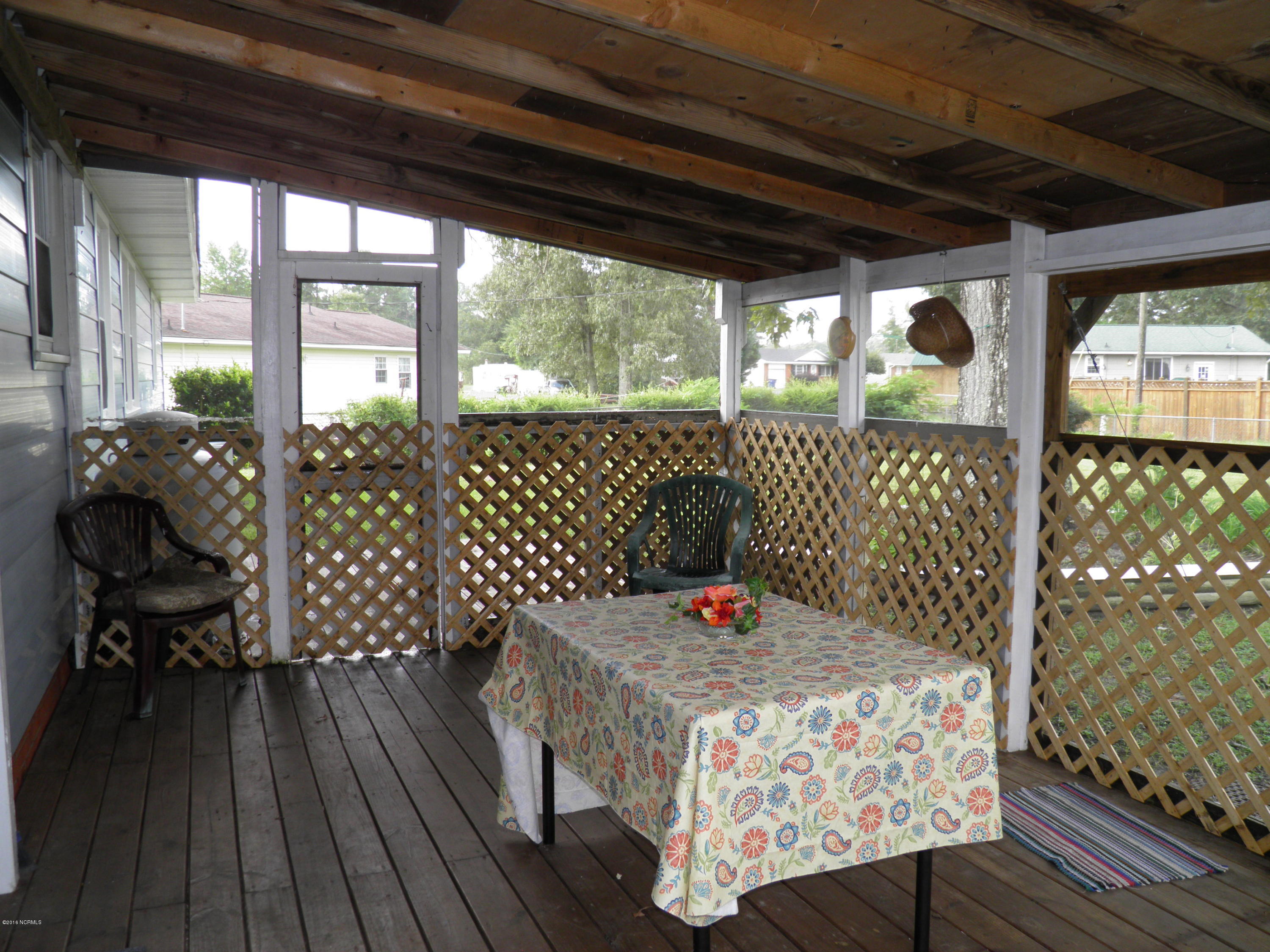 218 Belltown Road Havelock, NC 28532 - Photo 28 of 29 P9120271