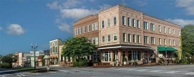 a street sign that is on a pole