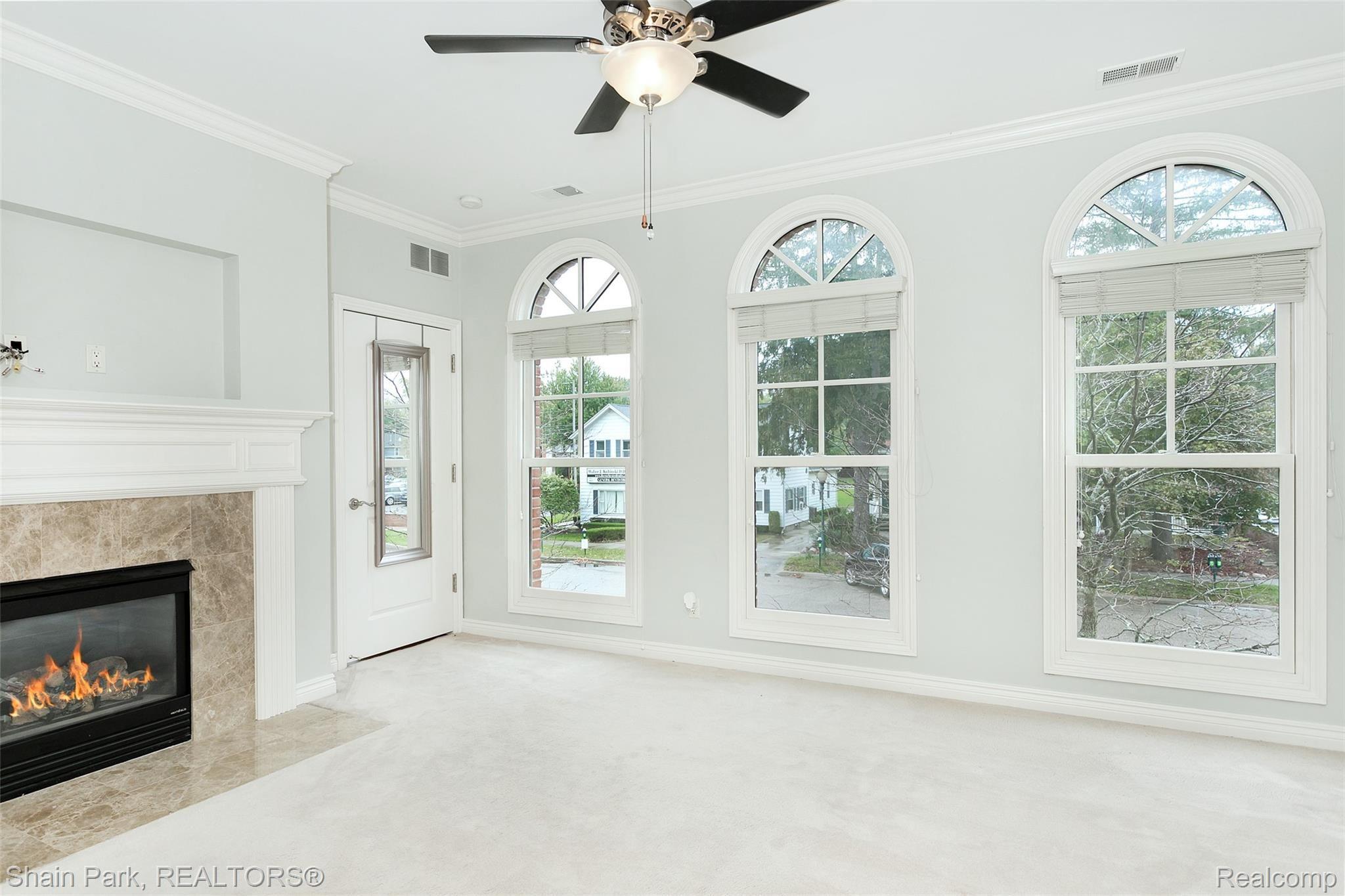 202 Walnut Boulevard Rochester, MI 48307 - Photo 15 of 39 Walnut-15.jpg