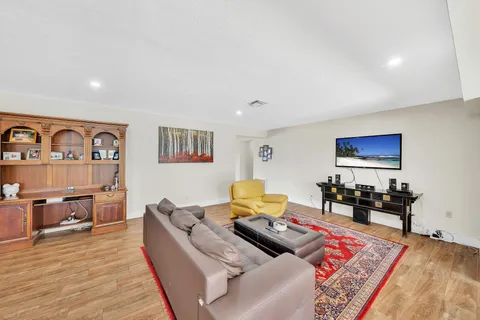 $1,490,000 | 1870 Northeast 197th Terrace, Miami, FL 33179