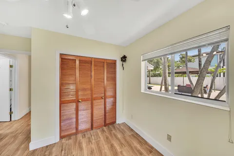 $1,490,000 | 1870 Northeast 197th Terrace, Miami, FL 33179