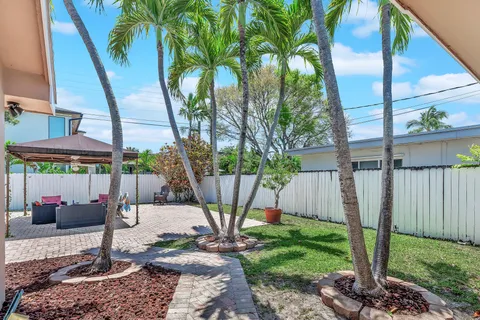 $1,490,000 | 1870 Northeast 197th Terrace, Miami, FL 33179