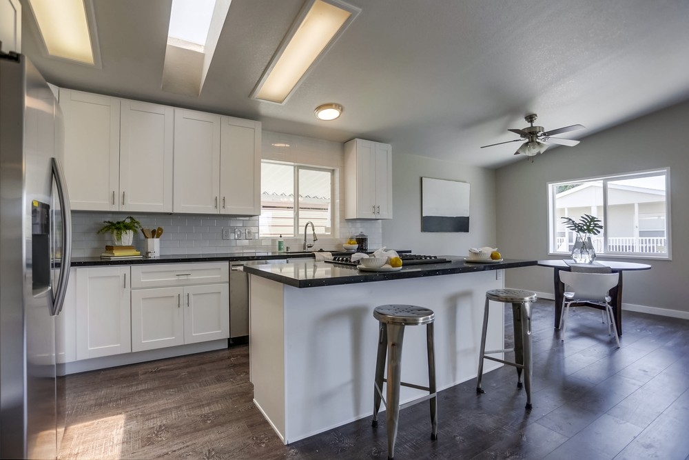 4660 North River Road, Unit 27 Oceanside, CA 92057 - Photo 11 of 25 Gallery Image 11