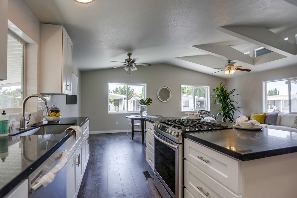4660 North River Road, Unit 27 Oceanside, CA 92057 - Photo 12 of 25 Gallery Image 12
