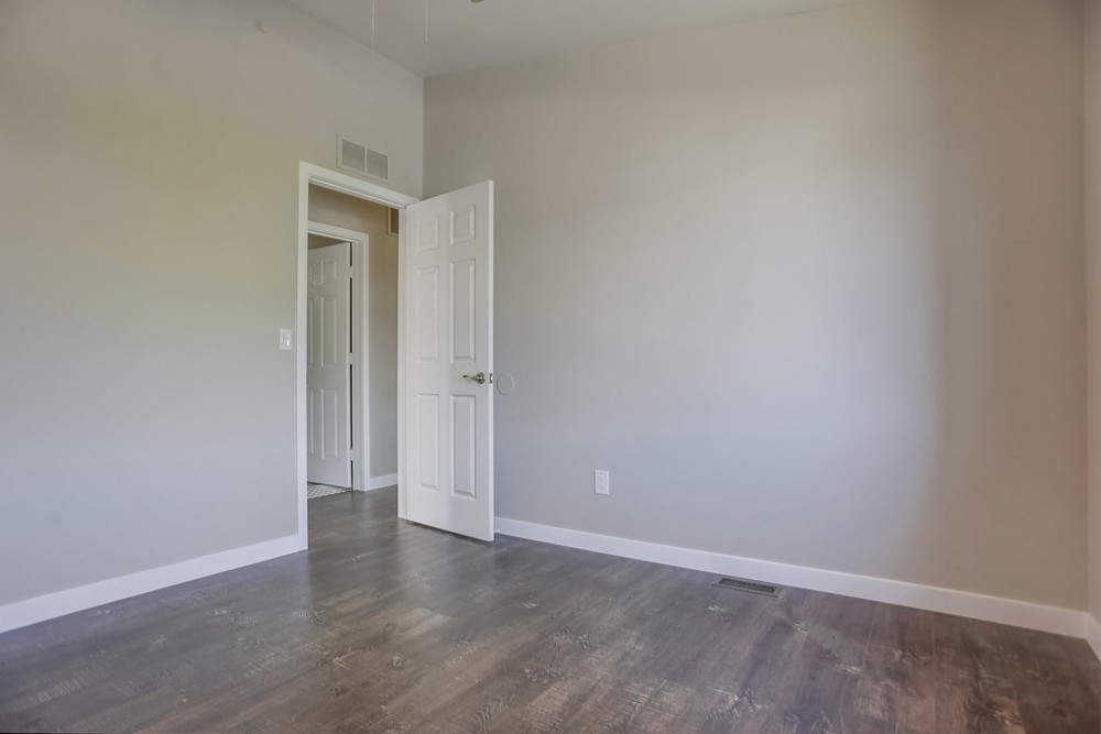 4660 North River Road, Unit 27 Oceanside, CA 92057 - Photo 16 of 25 Gallery Image 16