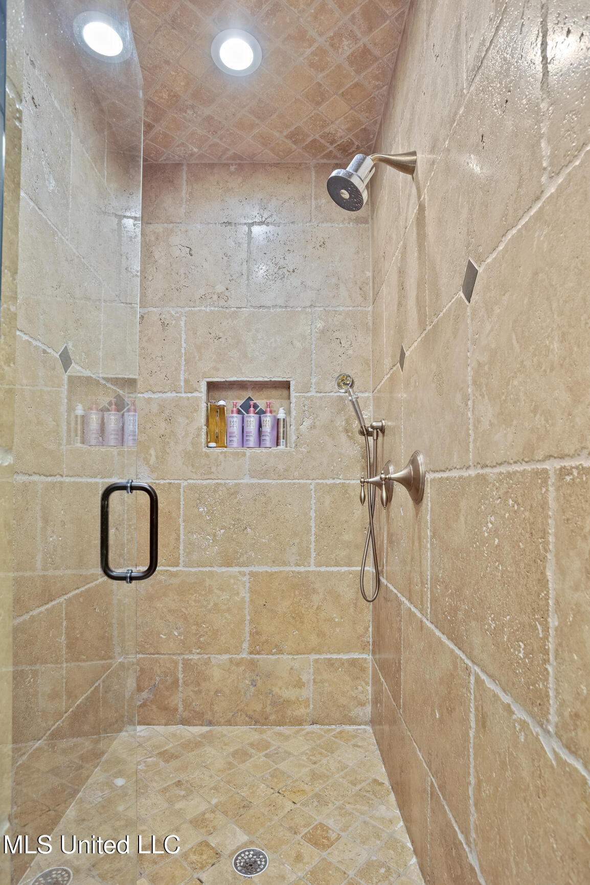 4211 North Honeysuckle Lane Jackson, MS 39211 - Photo 27 of 53 4211 Honeysuckle-28