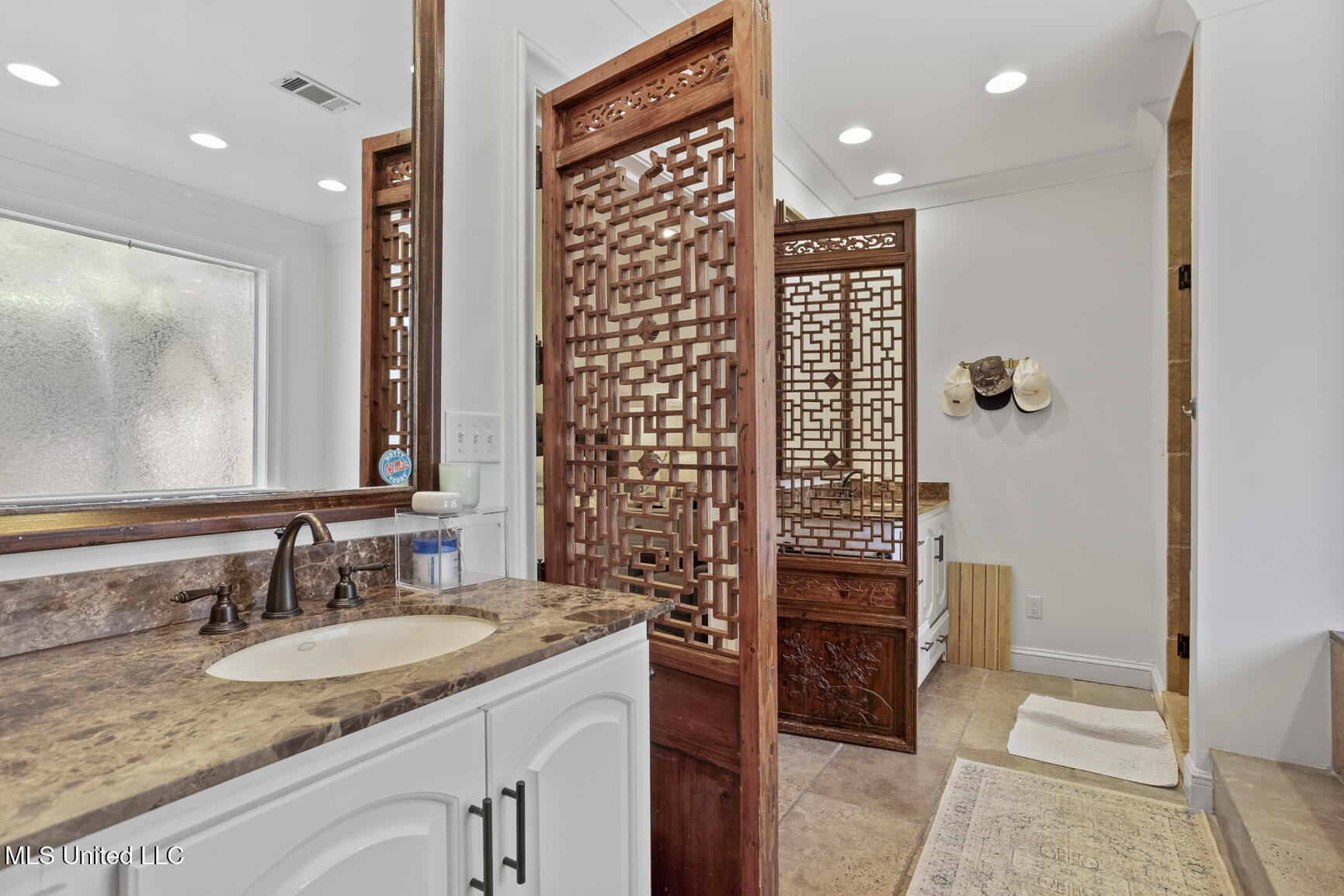 4211 North Honeysuckle Lane Jackson, MS 39211 - Photo 31 of 53 4211 Honeysuckle-32