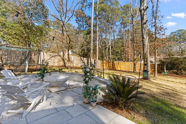 $799,000 | 4211 North Honeysuckle Lane, Jackson, MS 39211