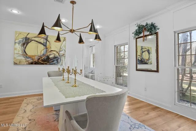 $799,000 | 4211 North Honeysuckle Lane, Jackson, MS 39211