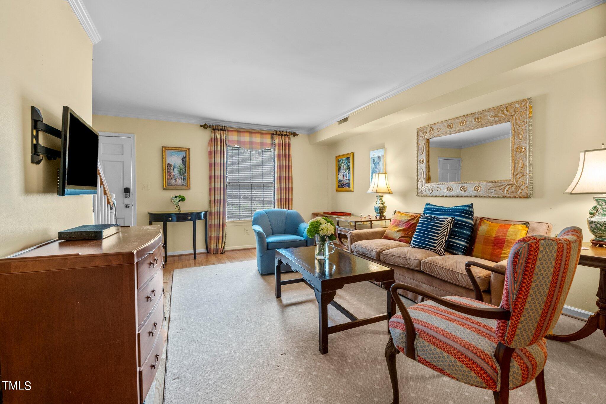 3929 Browning Place Raleigh, NC 27609 - Photo 4 of 20 13-web-or-mls-DSC_8453