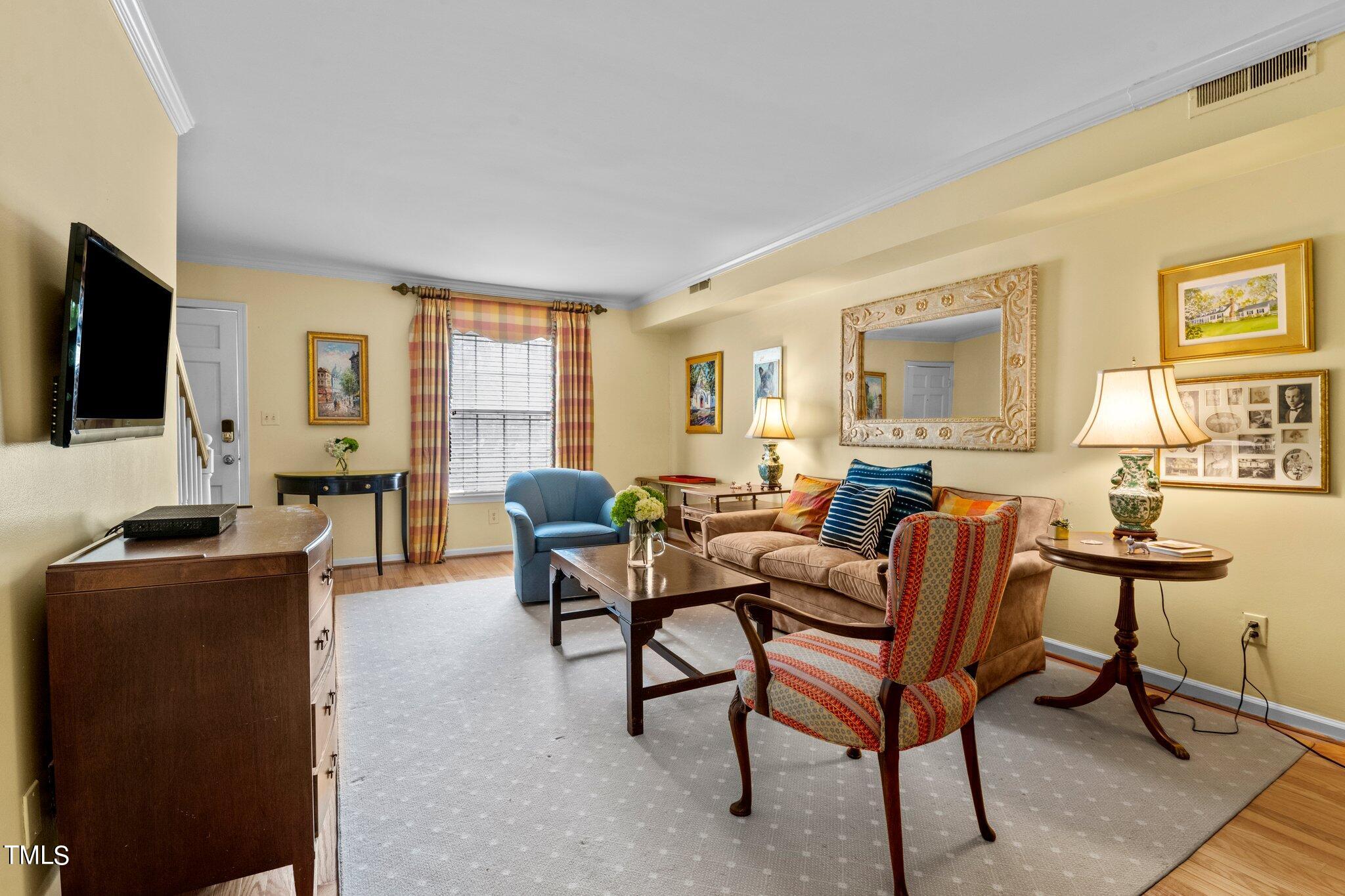 3929 Browning Place Raleigh, NC 27609 - Photo 9 of 20 19-web-or-mls-DSC_8471