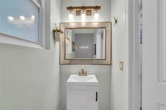 $665,000 | 847 Northwest 127th Avenue, Coral Springs, FL 33071