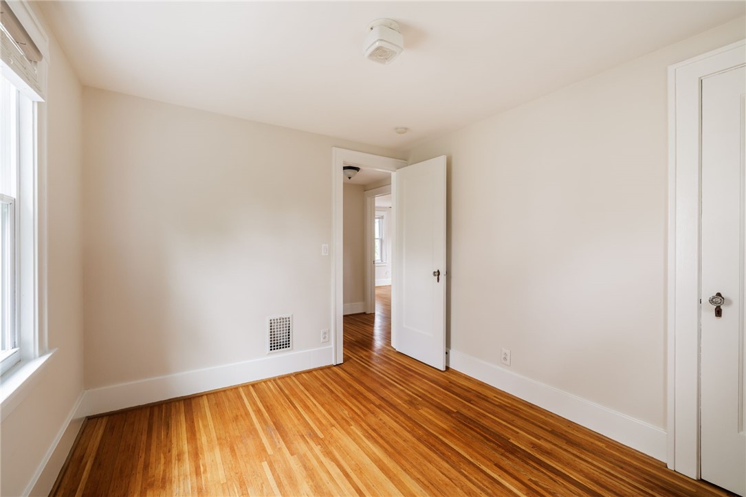 40 Presque Street Rochester, NY 14609 - Photo 17 of 26