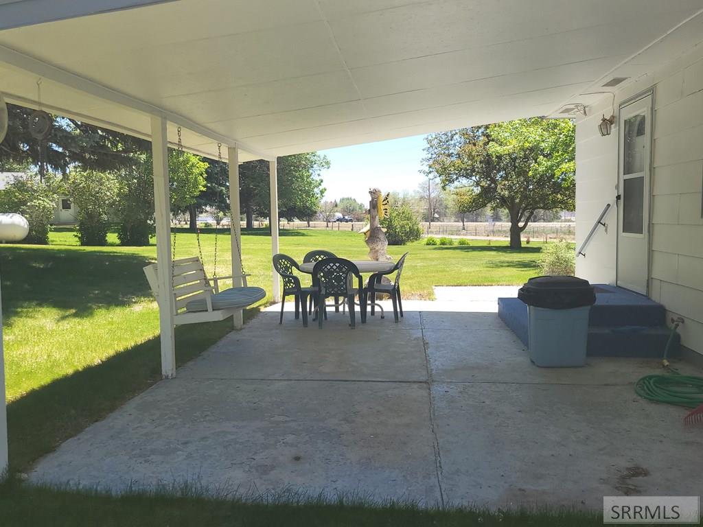 560 North Front Street Arco, ID 83213 - Photo 11 of 48