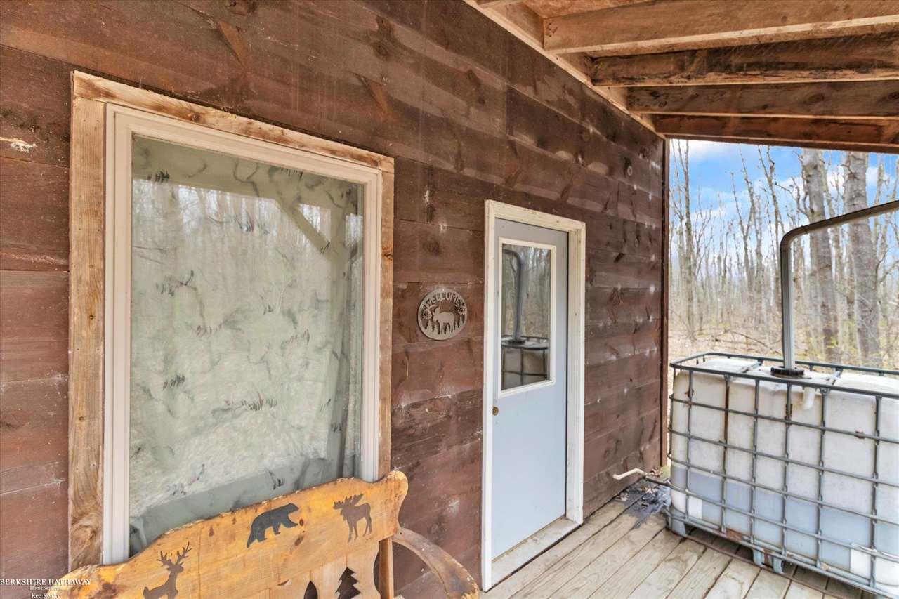 4805 Hess Road Vassar, MI 48768 - Photo 50 of 54 50072260-49.JPG
